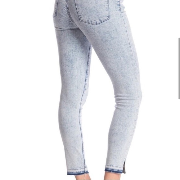 NWT Articles of Society Acid Wash Suzy Skinny‎ Jean Size 28 - Picture 9 of 11